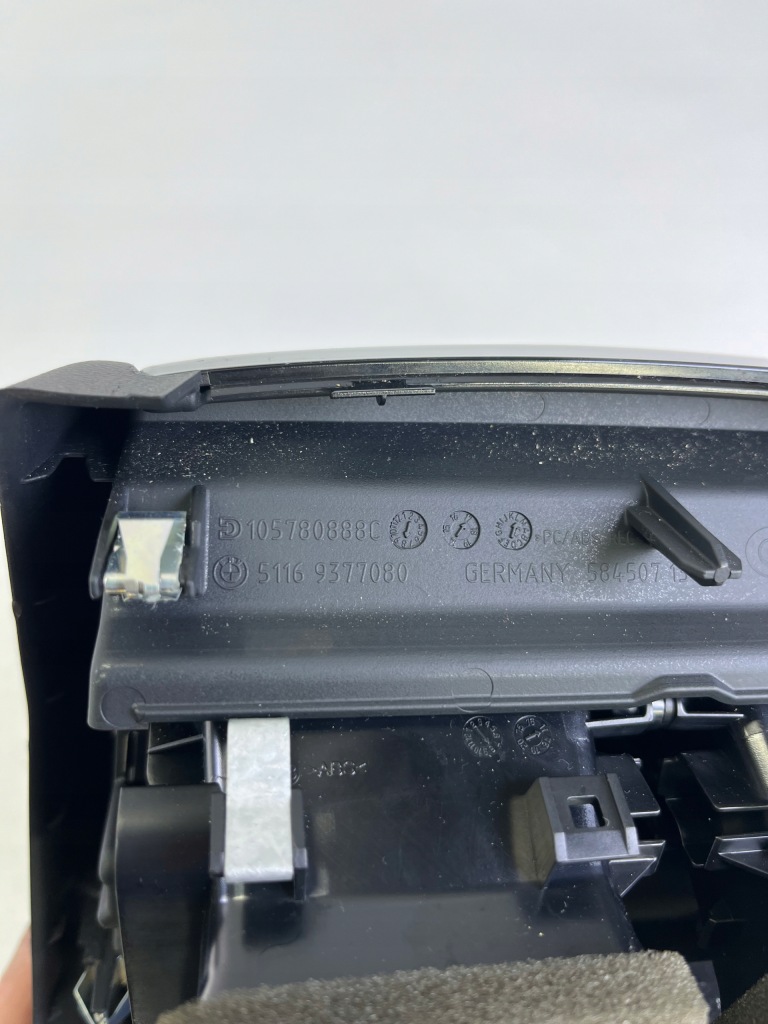 фото №8, Bmw g30 g31 рамка задня решітка обдув тунель задня прикурювач 9377080