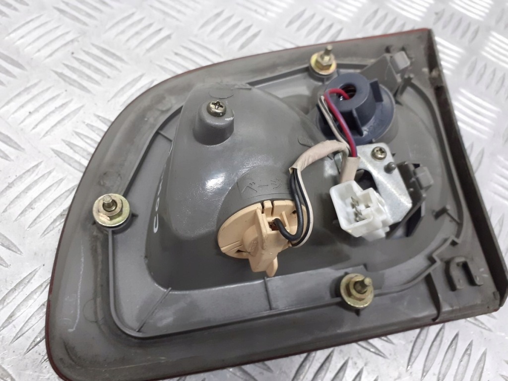 фото №4, Лампа ліва задня w кришка багажника toyota corolla e11