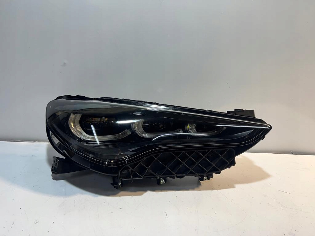 Купити Alfa romeo stelvio рестайлінг  full led фара правий
