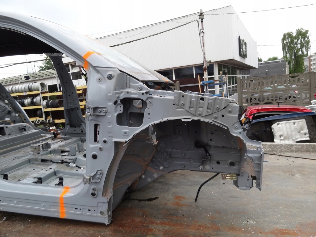 фото №1, Renault megane v 2023 e-tech лонжерон передняя правая оригинал