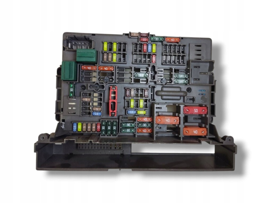 фото №1, Bmw 3 e90 e91 2008 рамка / модуль запобіжників