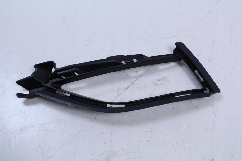 фото №1, Рамка бампера левая противотуманной фары vw golf vii 20r.