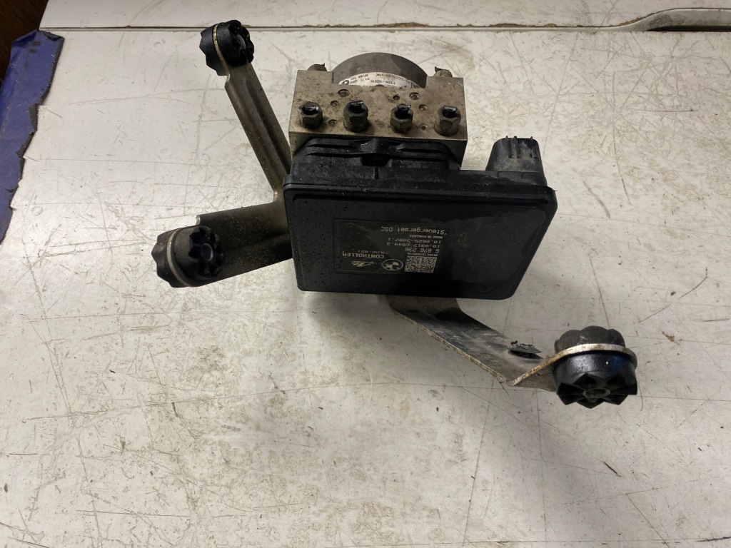 фото №1, Bmw i3 насос abs 6876235 6876236