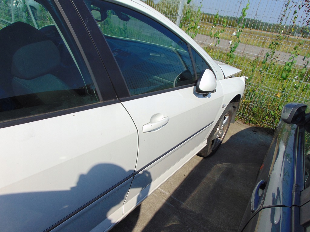 фото №1, Дверь правое перед peugeot 407 ewpb
