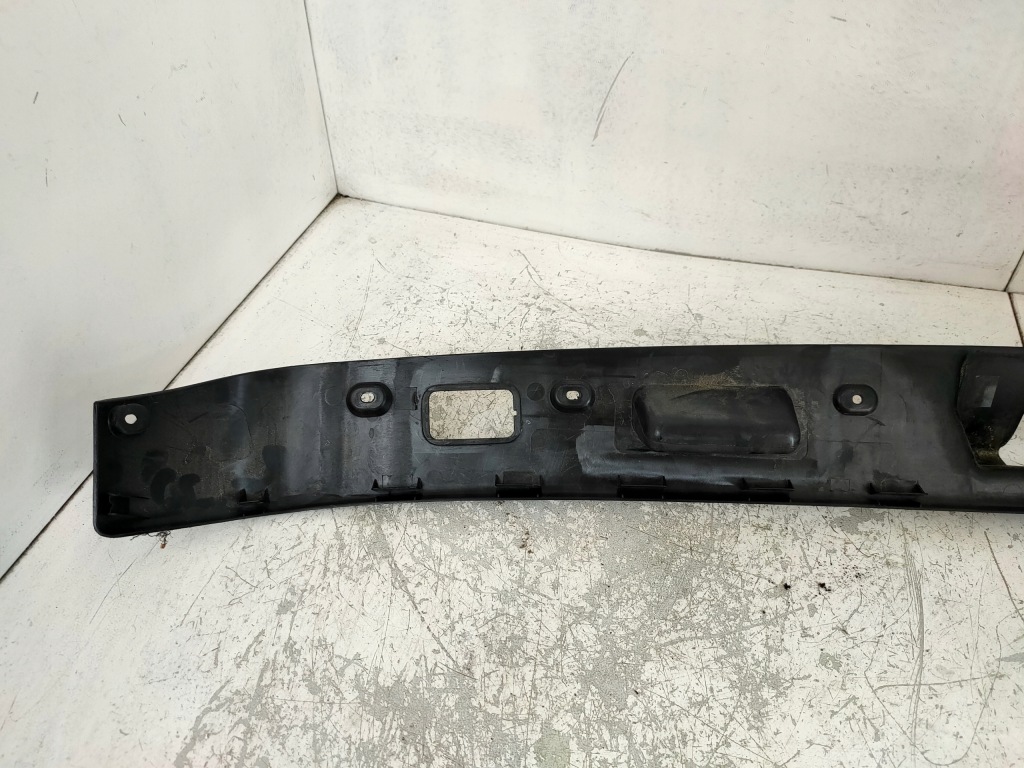 фото №1, Молдинг кришки багажника w211 kombi a2117470187