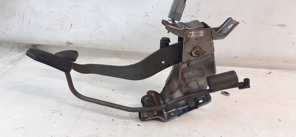 фото №5, Daewoo kalos педаль тормоза газа