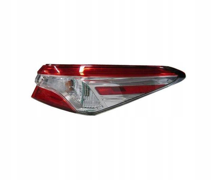фото №1, Лампа задня toyota camry 2017 - le/se права