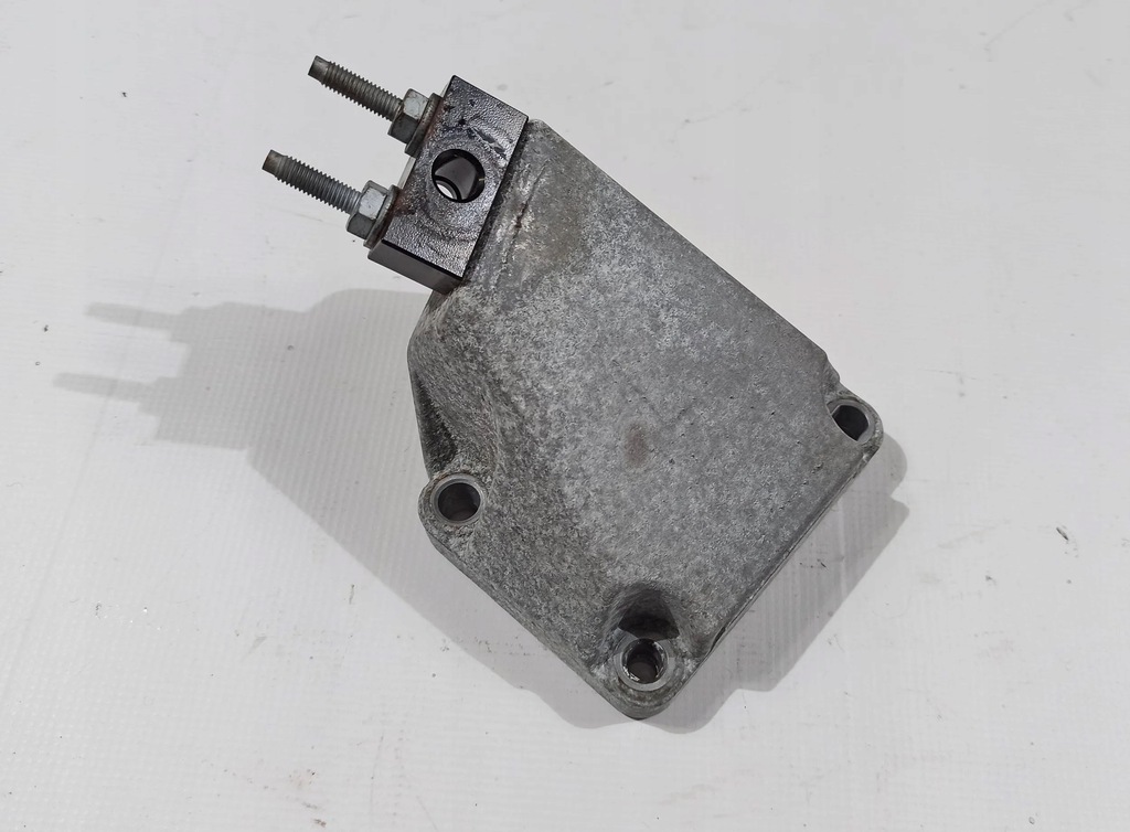 фото №7, Кронштейн кронштейн двигуна ліва dodge charger challenger 6.4 srt v8 2011-2023