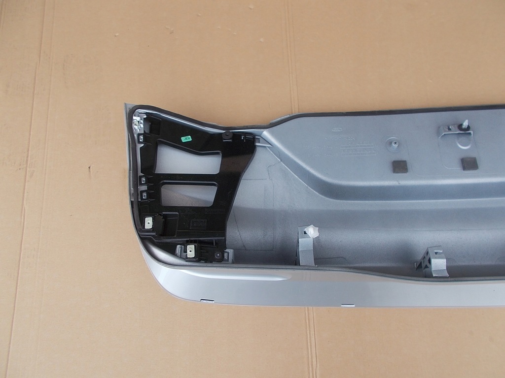 фото №10, Накладка молдинг кришки задня ford mondeo mk5 kombi