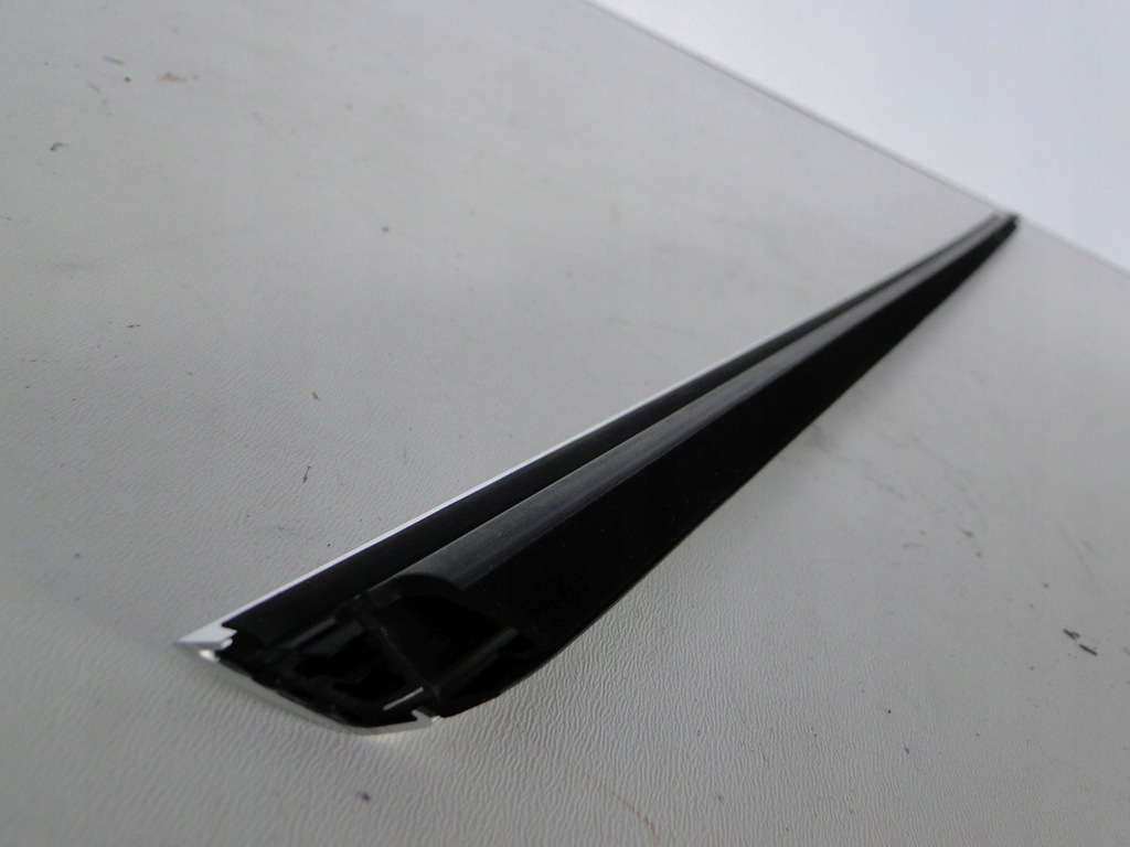 фото №7, Mercedes a klasa 176 w176 молдинг хром дверь перед