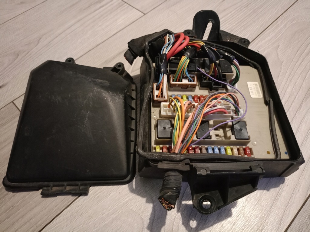 фото №1, Модуль uch 674661c renault clio iii modus iii+ корпус