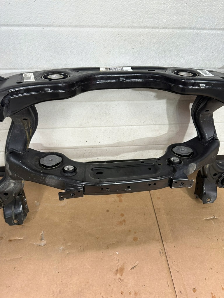 Підрамник підвіска задній, підрамник задні, підрамник mercedes eqa w243, h243 Зі Шроту