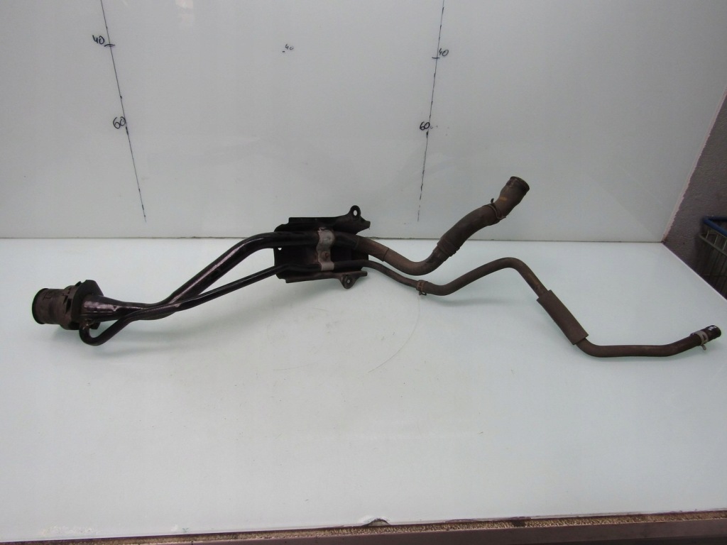 фото №2, Mazda 3 bp iv 2.0 20r труба заливной топлива бака