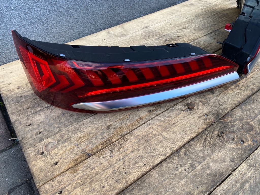 Audi q7 4m рестайлинг  фонари задние led комплект Доставка