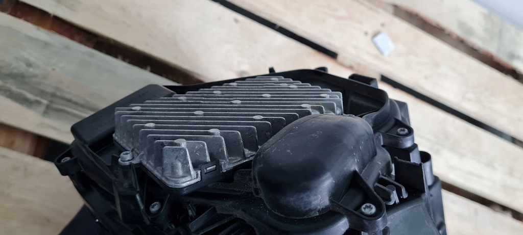 фото №13, Sq8 4m lift rsq8 q8 лампа права правий перед beam matrix anglik 4m8941040a