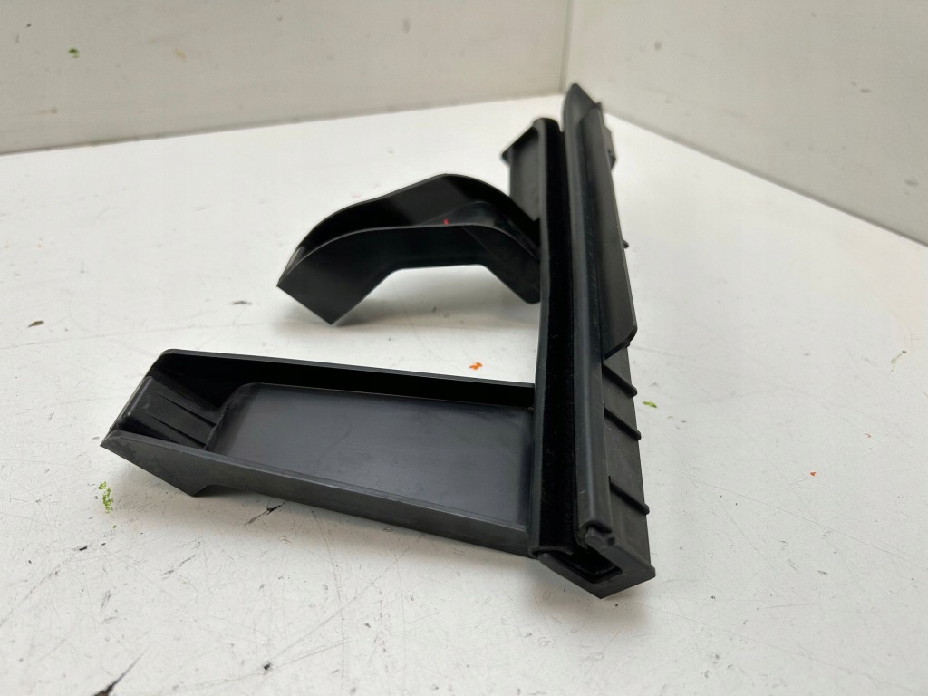 2018 opel combo d направляющая стекло дверь передних 51810885 Недорого