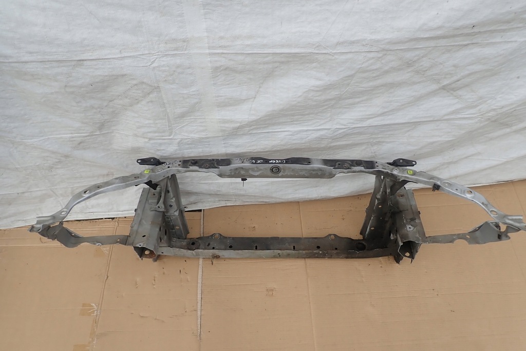 фото №4, Toyota corolla verso 01-03 pas передний усилитель