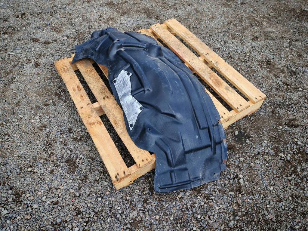 Подкрылок перед передние правое оригинал dodge ram 2019- Недорого