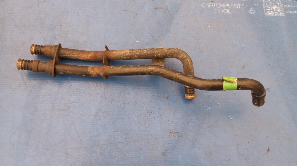 8362967 bmw 5 e39 труба шланг воды радиатора Цена