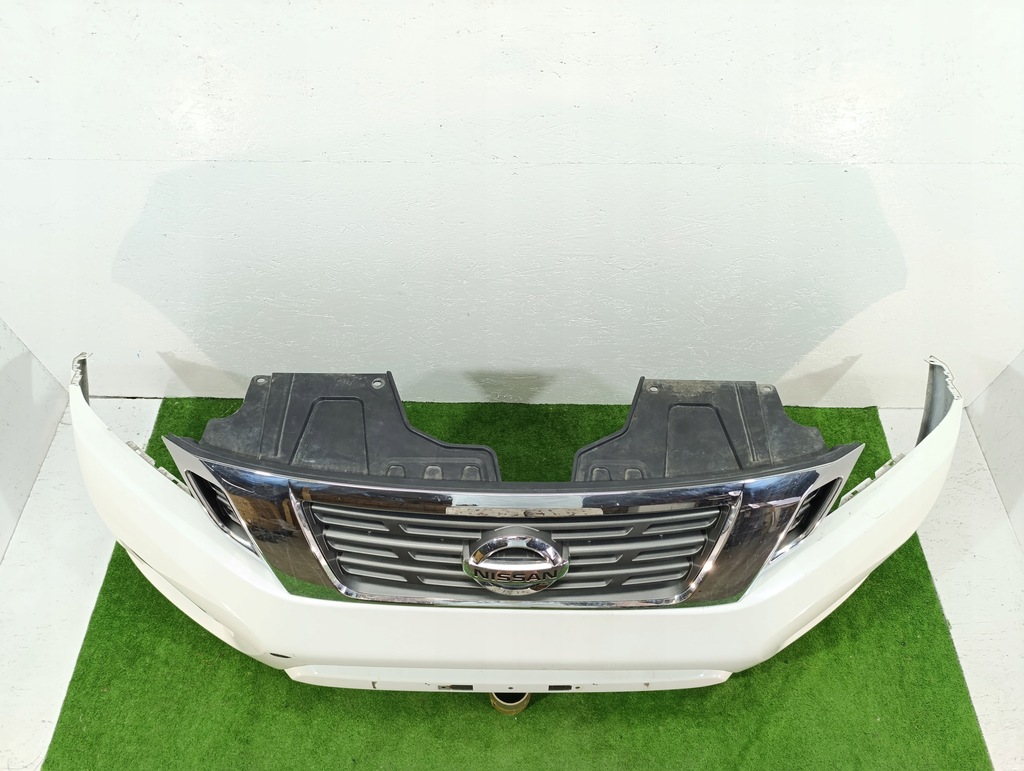 фото №11, Nissan navara iv 4 np300 бампер перед передний om решётка радиатора kompletny