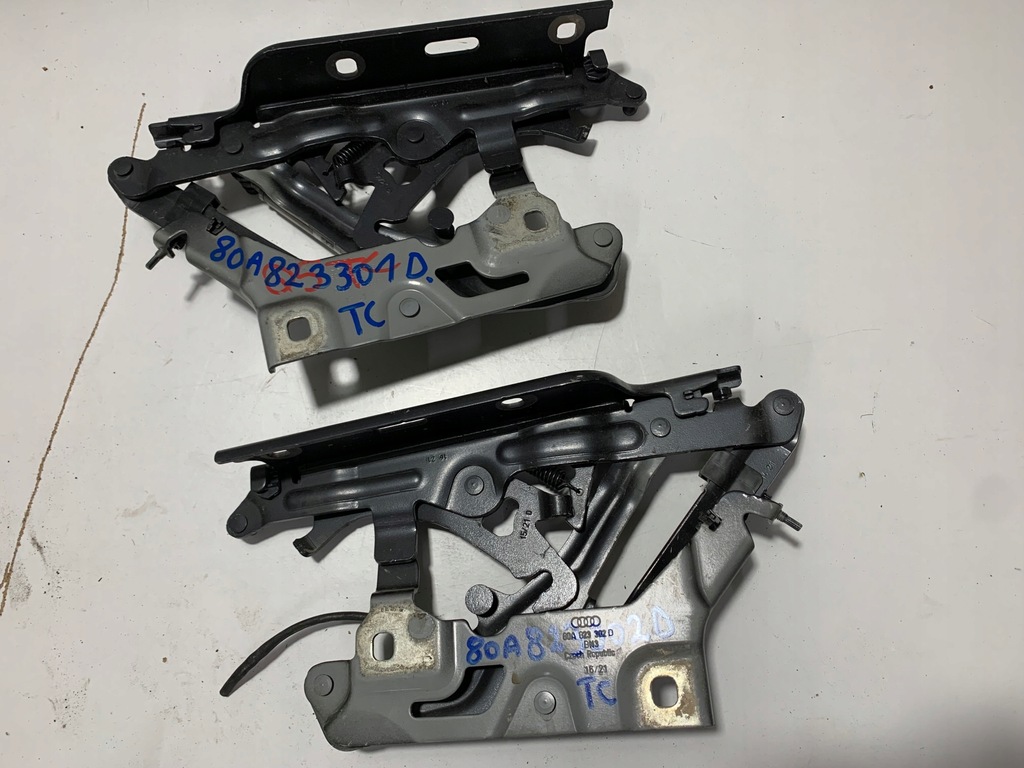 фото №1, Audi q5 80a петля капот правий 80a823302d патрон