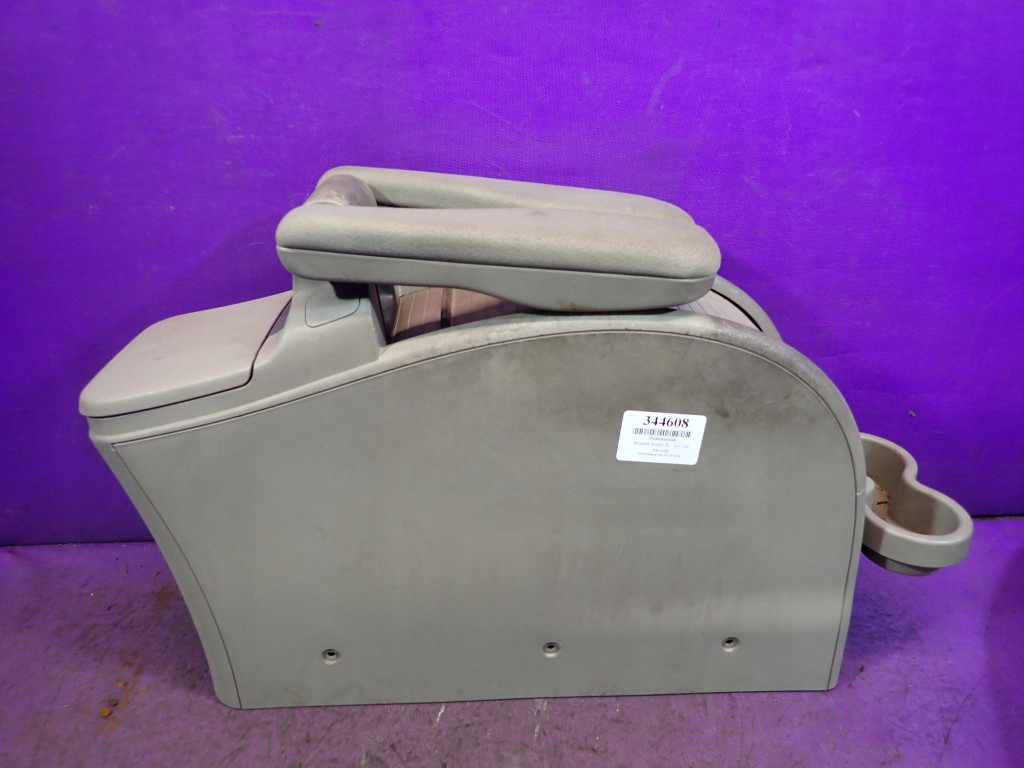 фото №1, Renault scenic ii grand 03-06 подлокотник туннель средний