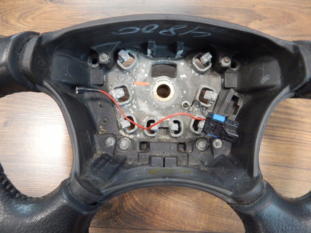 Руль peugeot 607 кожа кожаный оригинал Цена