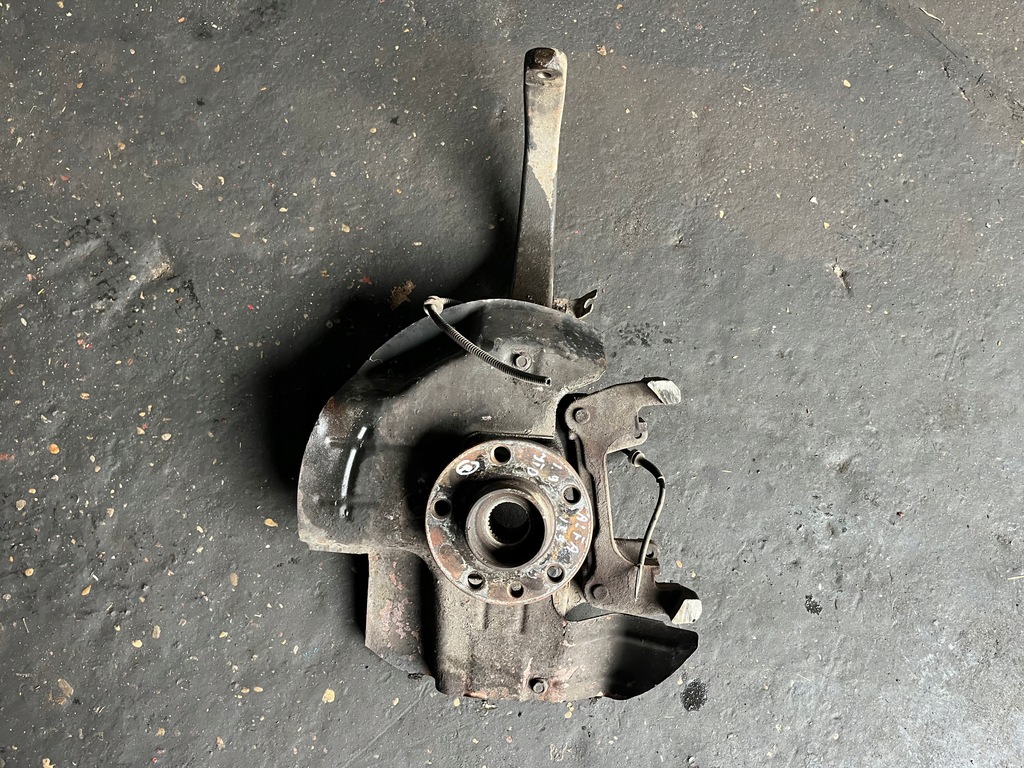 фото №3, Поворотный кулак правая перед передняя alfa romeo 159 1.9 jtd