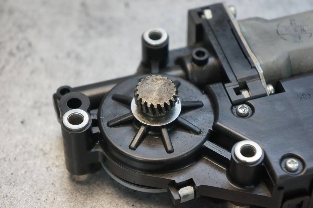 фото №6, Моторчик люк mitsubishi outlander ii - 77052308