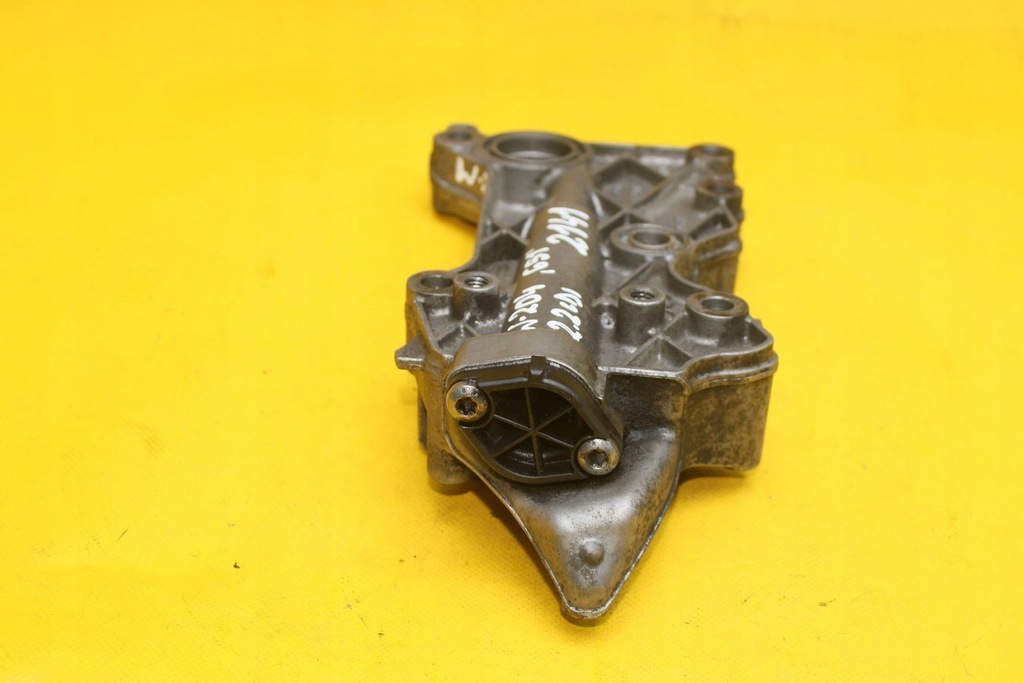 фото №6, Основание фильтра масла w204 651 2.2 cdi a6511800610