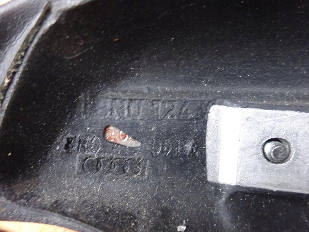 фото №11, Audi tt 8n 98-01 воздуховод кожа 8n0419091a 8n0124a