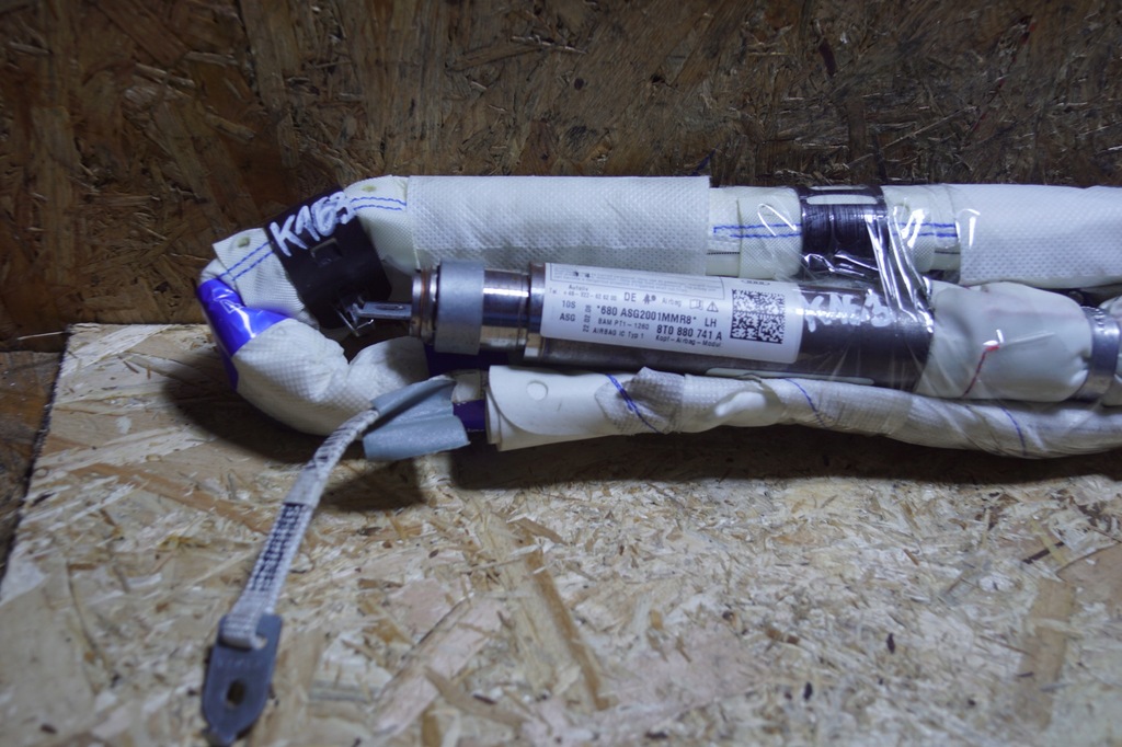 фото №6, Шторка безопасности подушки безопасности воздушной audi оригинальный номер 8t0880741a