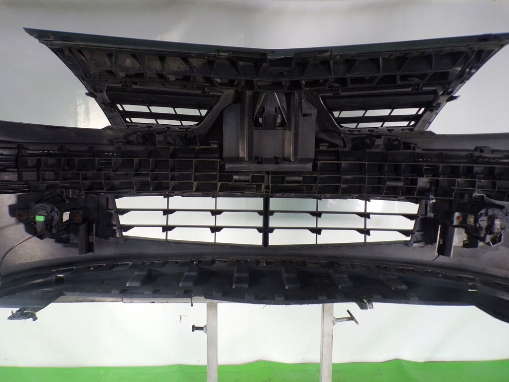 фото №10, Renault modus бампер перед передний лак tec67