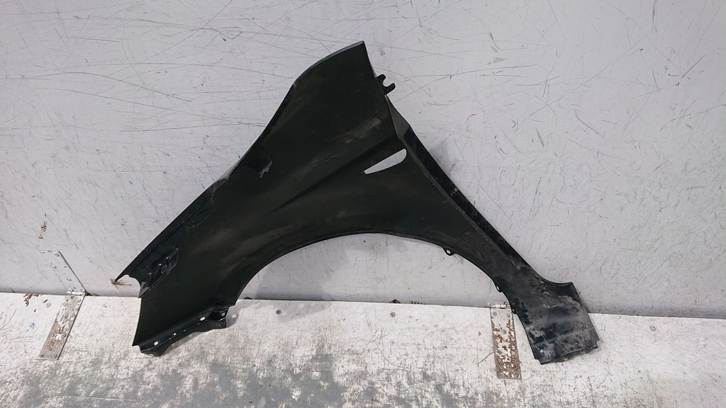 фото №11, Hyundai i20 08-12 крила правий перед передній