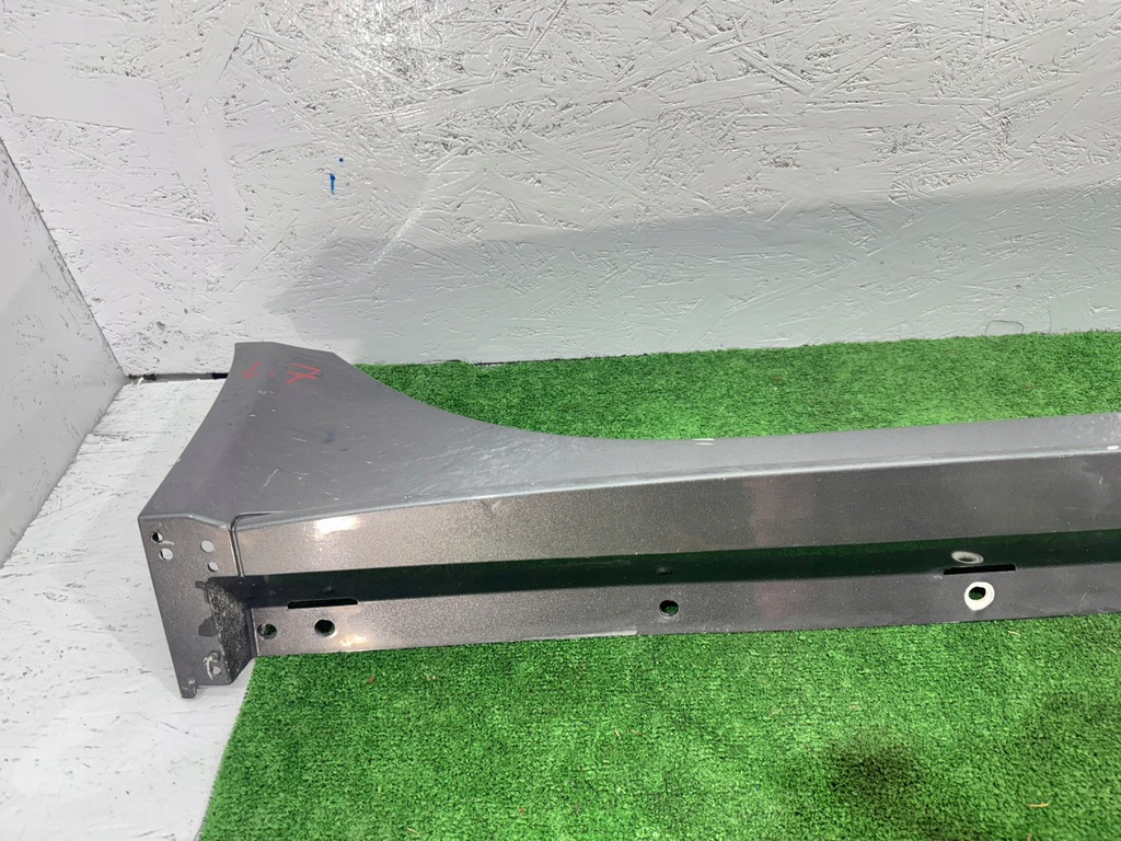 фото №10, Jaguar xe r-sport молдинг поріг поріг накладка права правий