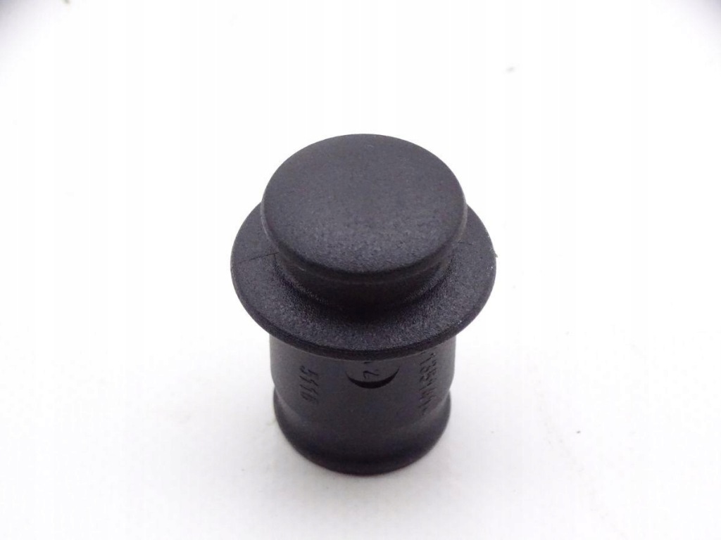 фото №1, Bmw 7 f01 08-15 заглушка роз'єм прикурювача 7135141 p0107450