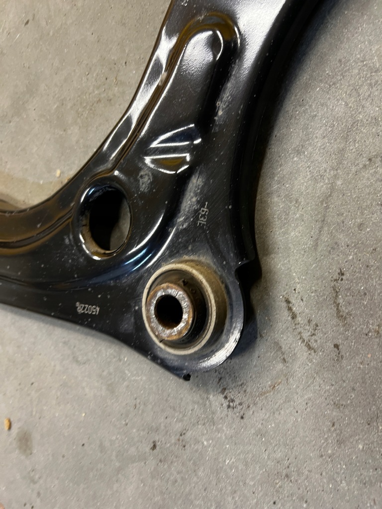 фото №7, Важіль перед передній правий dacia sandero iii jogger 1.0 tce