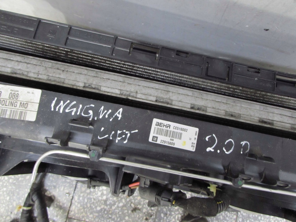 Opel insignia рестайлинг  2.0 cdti 13-17 радиатор интеркулер вентилятор 13241751 Недорого