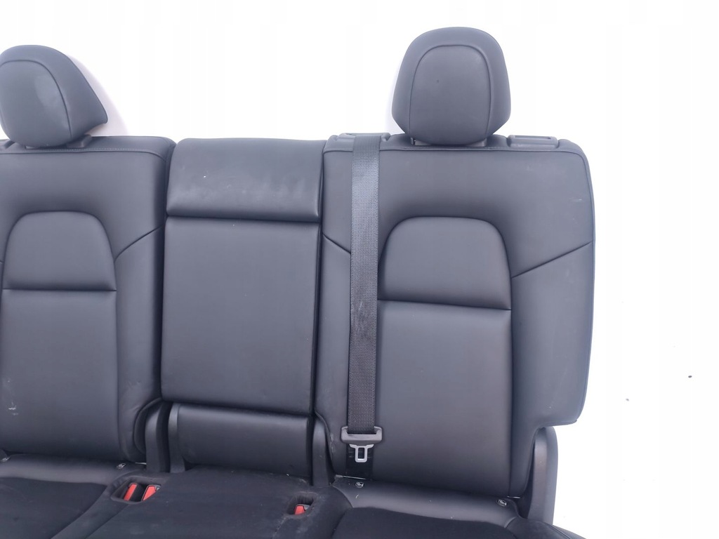 фото №4, Заднє сидіння задня tesla model y 2019- long range