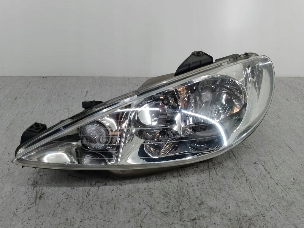 фото №1, Лампа перед левая peugeot 206 sw 9660535680 89901056