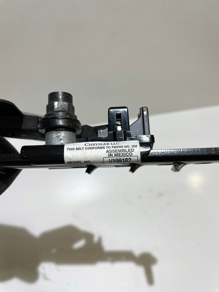 фото №5, Maserati levante регулировка высоты поперечина