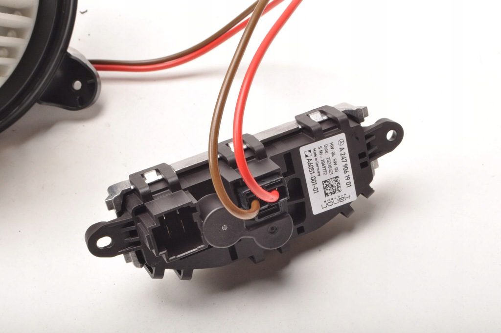 фото №7, Mercedes eqb x243 w247 w177 вентилятор обдув a2478308600