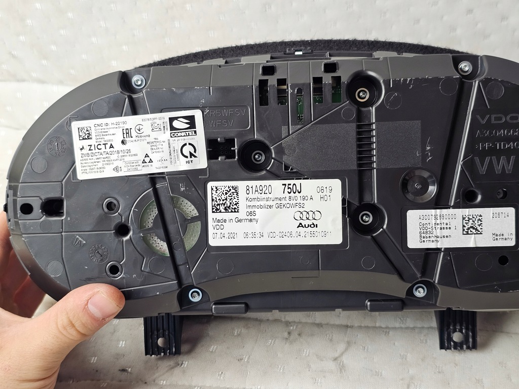 фото №6, Лічильник приладова панель прилади audi q2 81a920750j