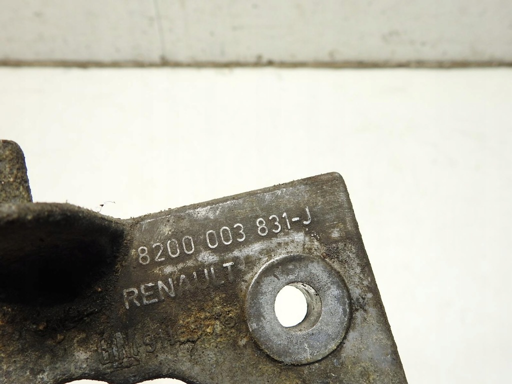 фото №5, Кронштейн опора полуось renault trafic ii 1.9 dci 8200003831
