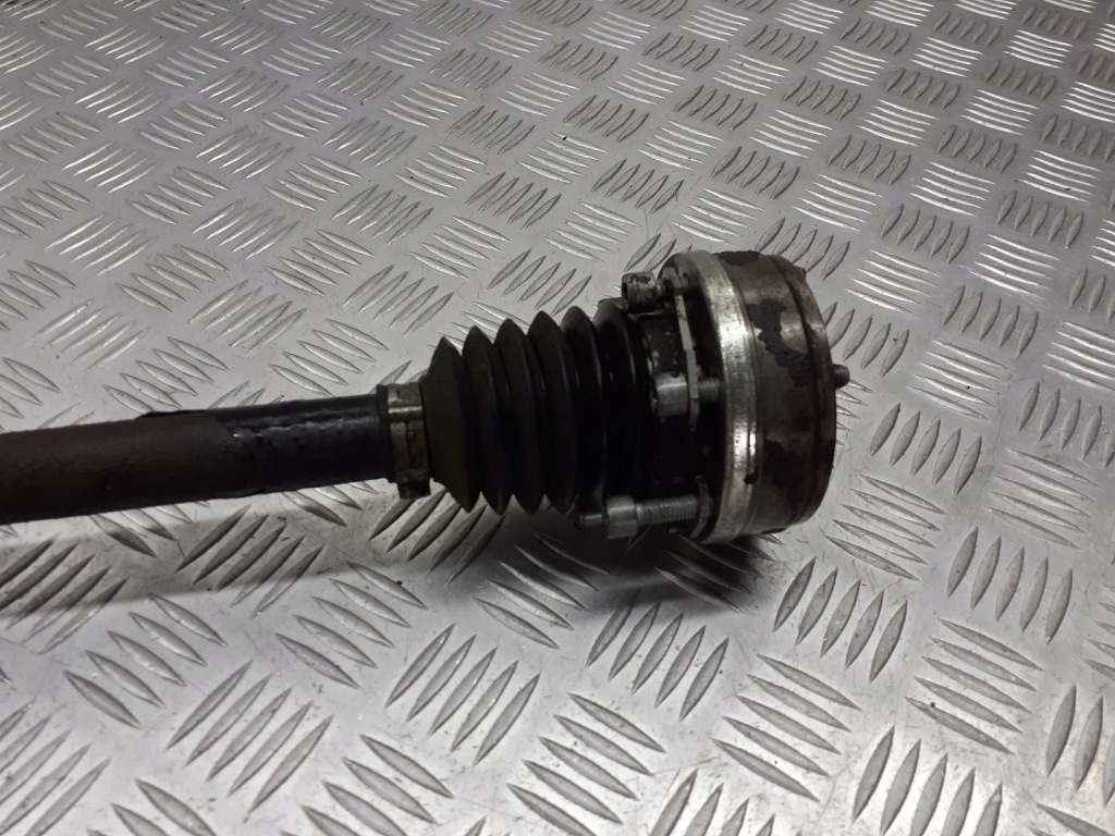 фото №2, Привідний вал ліва передня vw polo iv 1.2