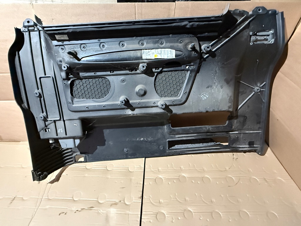 фото №8, Обшивка оббивка лівий задня шторка 7h5868715 vw t5 multivan