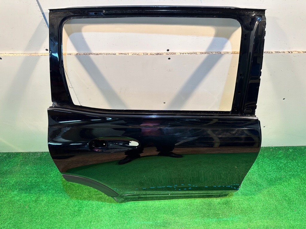 фото №12, Mercedes glb w247 247 a247 двері правий задня задні