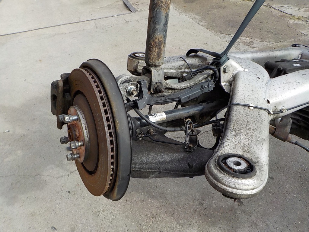 фото №9, Vw phaeton 02-07 5.0 подрамник подрамник подвеска задняя