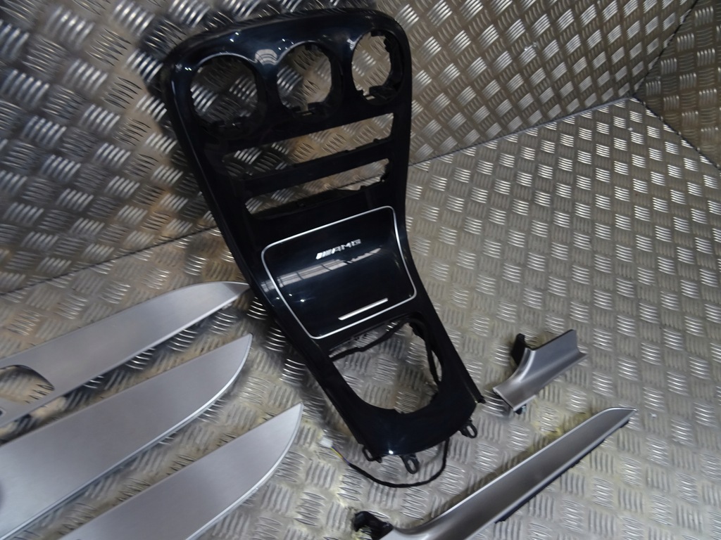 фото №6, Mercedes w205 amg накладки декоративні декори d222