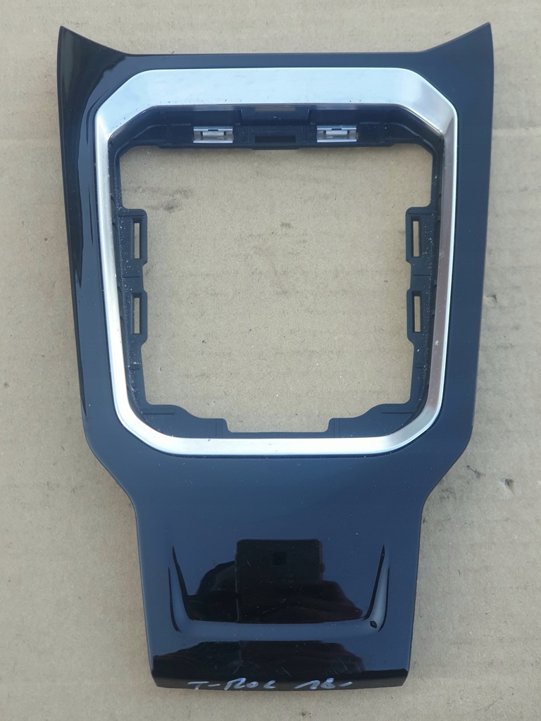 фото №1, Рамка dekor передач домкрата vw t-roc 2ga711456a p-ń